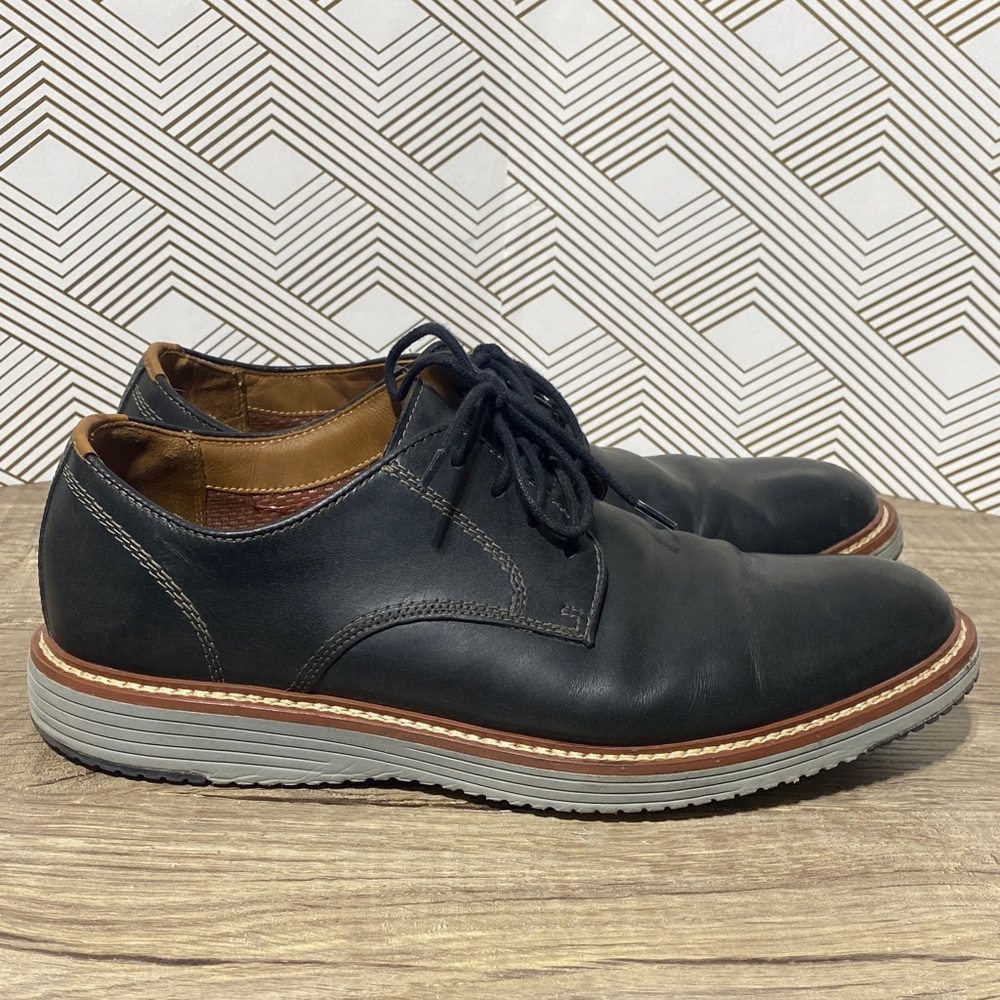 Johnson & Murphy Black Leather Men's Oxfords